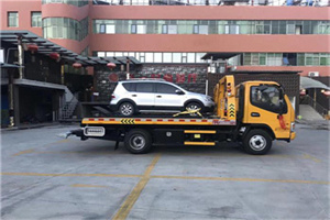 海南区汽车紧急补胎换胎救援