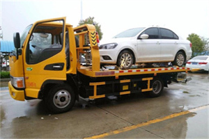 海南区附近拖车救援24小时服务热线